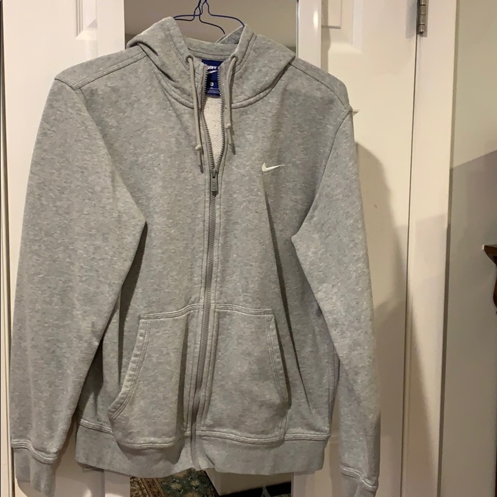 Gray Nike sweater M